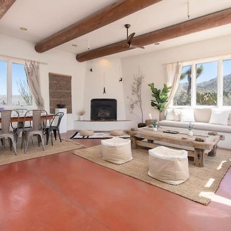 Renovated Lodge - Room 1 With Pool Access Joshua Tree Exterior photo